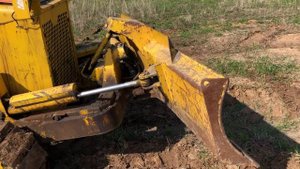 Komatsu D20-A6 Бульдозер-экскаватор