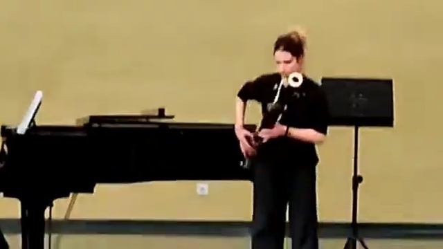 Concierto N°2 en Fa M de Danzi para fagot y orquesta смотреть онлайн