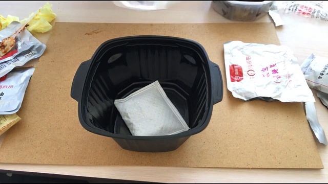 Обзор. Готовим огромную саморазогревающуюся китайскую лапшу!