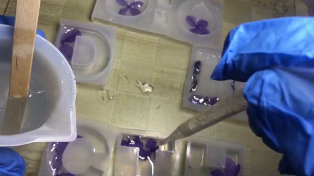 PART 1 | NEW BATCH - DIY RESIN KEYCHAINS & JEWELRY - DRIED PURPLE HYDRANGEA FLOWERS смотреть онлайн