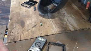 плохо работает сварочная маска, что делать?