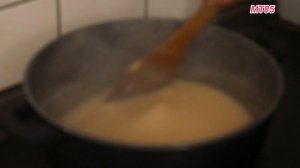 ОРДОБ гардсӯз  яке аз хурокҳои субҳонаи тоҷики
ORDOB GARDSUZ One of the breakfast dishes МТ85