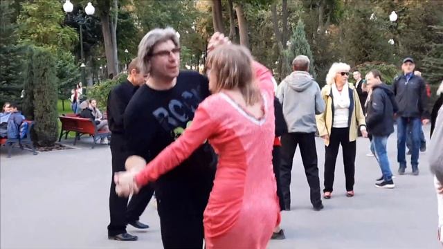 ТЫ ОЧЕНЬ КРАСИВА В ЭТОМ ПЛАТЬЕ смотреть онлайн