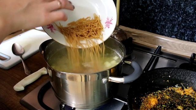 Куриный суп с макаронами смотреть онлайн