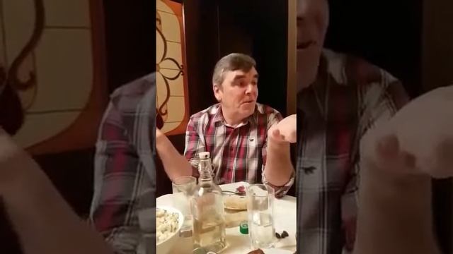 Анекдот. Профессор принимает зачет. Это с этим не путай смотреть онлайн