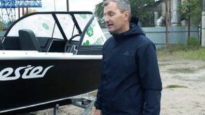 Лодка Бестер-390 в максималке с завода