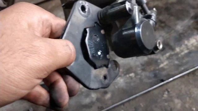 Suzuki GS 150 Disc Pad Change Very Easy@kashifsuzukicentre