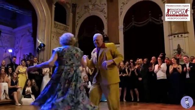 Старость в радость? Хореография! смотреть онлайн