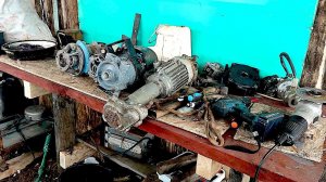 Работа кипит! Разобрал движки, насосы, стартеры и другое!