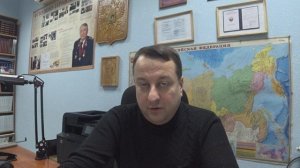 МОГУТ ЛИ СУДЕБНЫЕ ПРИСТАВЫ АРЕСТОВАТЬ ИМУЩЕСТВО В ДОМЕ, ЕСЛИ ИДУТ УДЕРЖАНИЯ ИЗ ЗАРПЛАТЫ ИЛИ ПЕНСИИ.