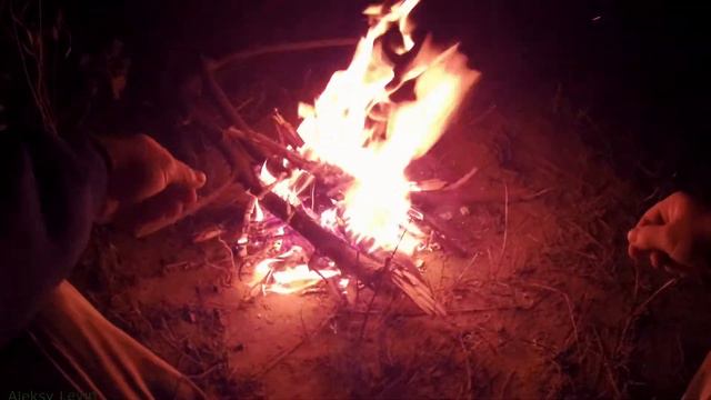 поход на рыбалку с ночевкой ,карась, крупный подлещик. отличная рыбалка смотреть онлайн