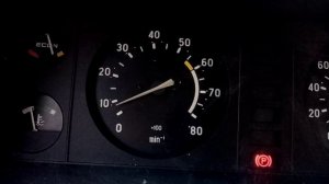 ВАЗ 2107 ИНЖЕКТОР прыгают обороты на горячую