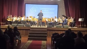 Дандар Аюшеев «Утро на Байкале»