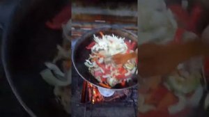 Картошка с мясом и овощами в казане
