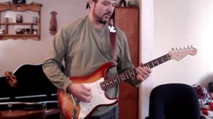 Fender American H/S/S Stratocaster S-1 switching demonstration..