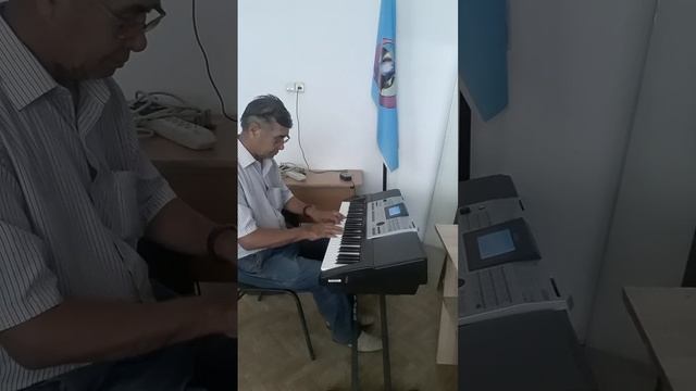 " ЛЮБОВЬ ПОХОЖАЯ НА СОН " ИГОРЬ . КРУТОЙ . смотреть онлайн