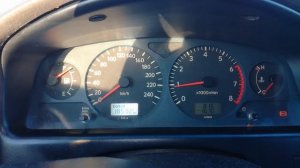 Toyota Avensis 1998 год 1.8 механика