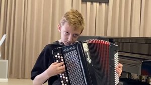 Сибирская частушка "Ваталинка" обр. Ф.Бушуева исп. Яхин Юрий