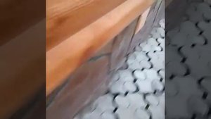 Объект из лемезита - цоколь дома