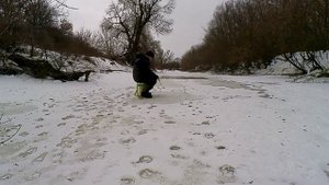 Практика ловли на БЕЗМОТЫЛКУ!!! Продолжаю учиться ловить !!! Рыбалка на красивой речке!!!