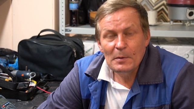 СЛОМАЛСЯ ДВИГАТЕЛЬ В ПЫЛЕСОСЕ? ЧТО ДЕЛАТЬ? смотреть онлайн