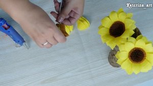 Подсолнух из гофрированной бумаги/DIY