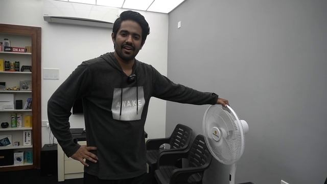 കേരളത്തിൽ ഇതാദ്യം! ⚡ ഇതുപോലൊരു സ്റ്റുഡിയോ നിങ്ങൾ കണ്ടിട്ടുണ്ടാകില്ല ? Malayalam Tech Studio 2.0 смотреть онлайн