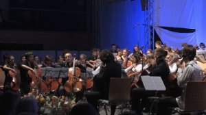 cello-orchestra - Apocalyptica Faraway for 120 cellos