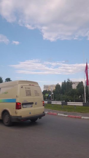 едем на машине