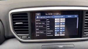 Включение камеры заднего хода в режиме Drive.