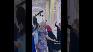 Ракси Барон бо Умеда Парсаева дар Туйи Нек ва Тара?