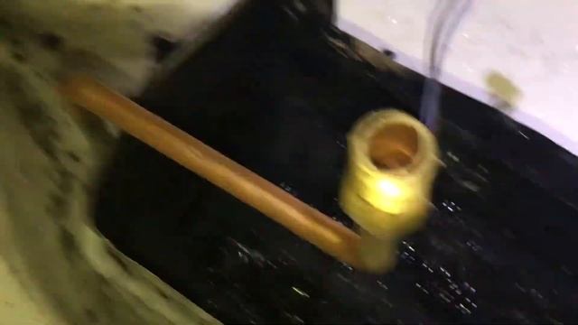 Прочистка газовой колонки Занусси от сажи.