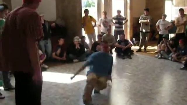 City vs. City Break Dance in Yalta Баттл некомандных бибоев смотреть онлайн