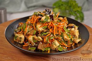 Ну очень ароматный!
САЛАТ С КУРИЦЕЙ, БАКЛАЖАНАМИ И МОРКОВЬЮ