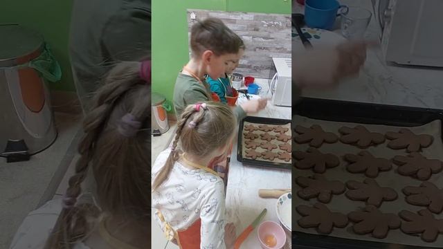 Иногда бывает, что дети на занятия приходят голодные. Что тогда делать? смотреть онлайн