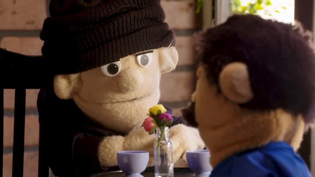 Diego Gets Mugged (Again) | Awkward Puppets смотреть онлайн