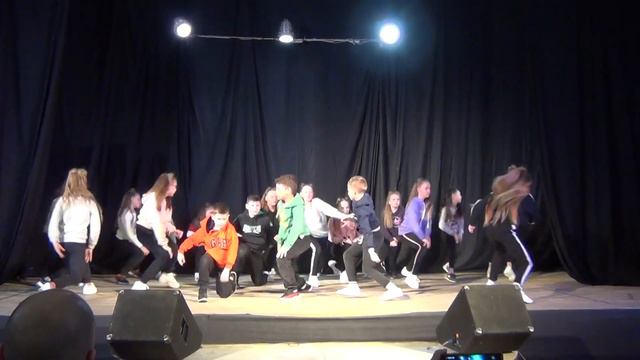 "Дым" группа 9-12 лет - хореограф Крылова Диана смотреть онлайн