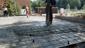 Заливка бетона плита. Строительство без комментариев.