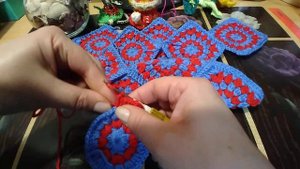 Простые следки крючком из квадратных мотивов. Как связать.