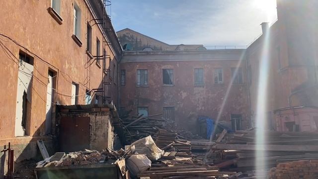 Как идет ремонт в бывшем ДОРА смотреть онлайн