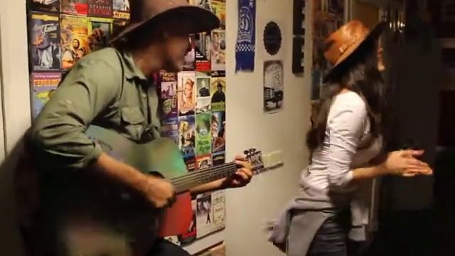 Зажигательная песня нашего гостя и Александры! смотреть онлайн