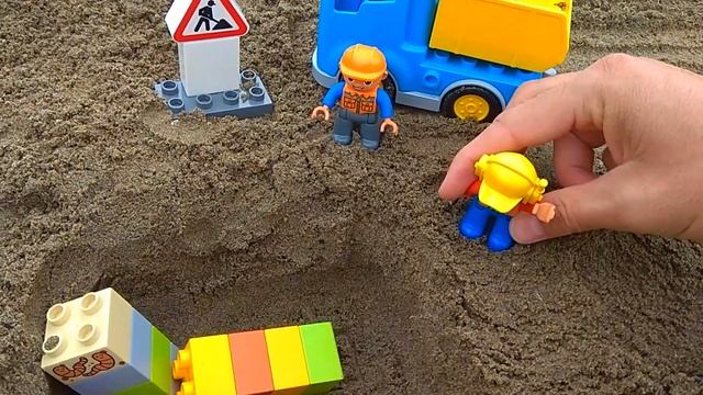 Экскаватор Lego и Бетономешалка /The excavator and the concrete mixer Fun Building 0+ смотреть онлайн