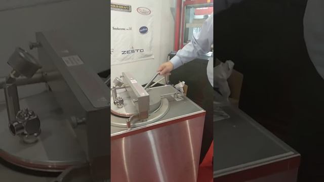Приготовление курицы во фритюре под давлением