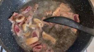 Рис с подливой Очень простой рецепт Безумно вкусный . Куриш пен подлива