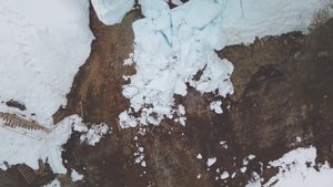 Достопримечательности Вологодской области. Обнажения пород "Опоки" и природный гейзер. Апрель 2022