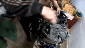 Сборка двигателя ISUZU 3KR1 3KC1 основные моменты сборки, метки, моменты затяжки,  замена сальников