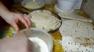 Пирог из лаваша с адыгейским сыром