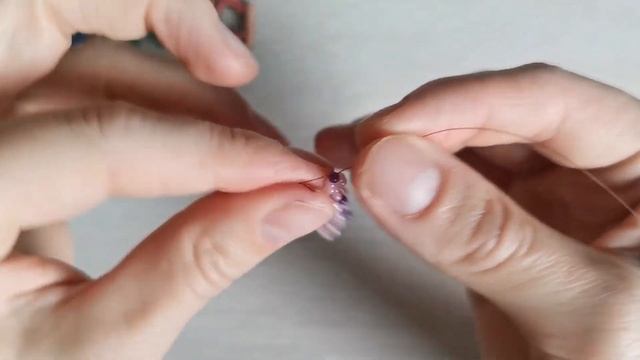 Плетение ЦВЕТОЧЕК из бисера смотреть онлайн