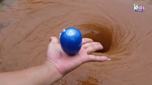 Эксперимент - Вихревая дыра против игрушек и вкусняшек! #39