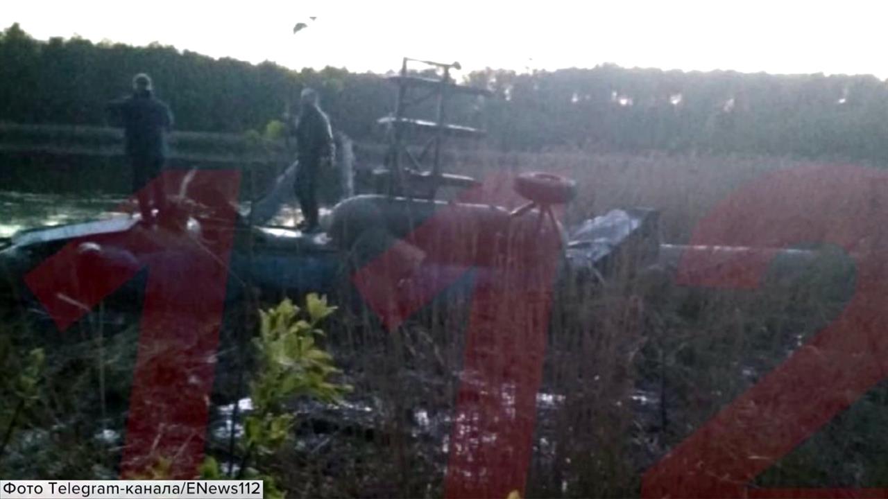 Следователи выясняют обстоятельства крушения военного вертолета Ми-8 в Клинском районе Подмосковья